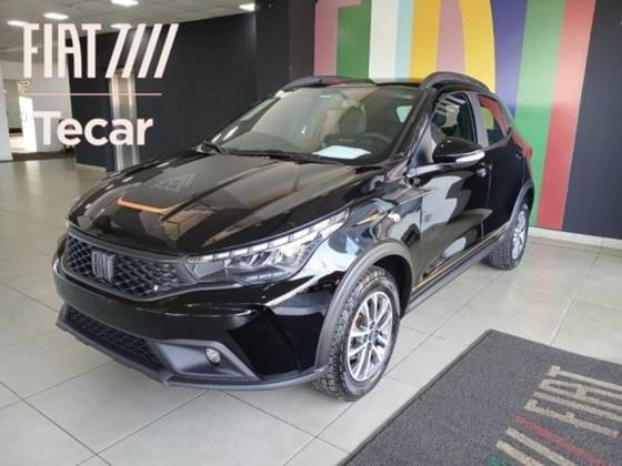 FIAT ARGO 1.3 FIREFLY FLEX TREKKING CVT FIAT ARGO 1.3 FIREFLY FLEX TREKKING CVT